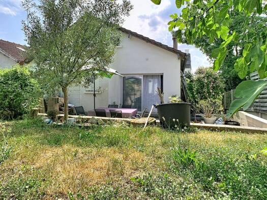 Maison à vendre 290 000 € 5 pièces 2 chambres 95 m² 439 m² de terrain Ouest Saint-Germain-lès-Corbeil 91250