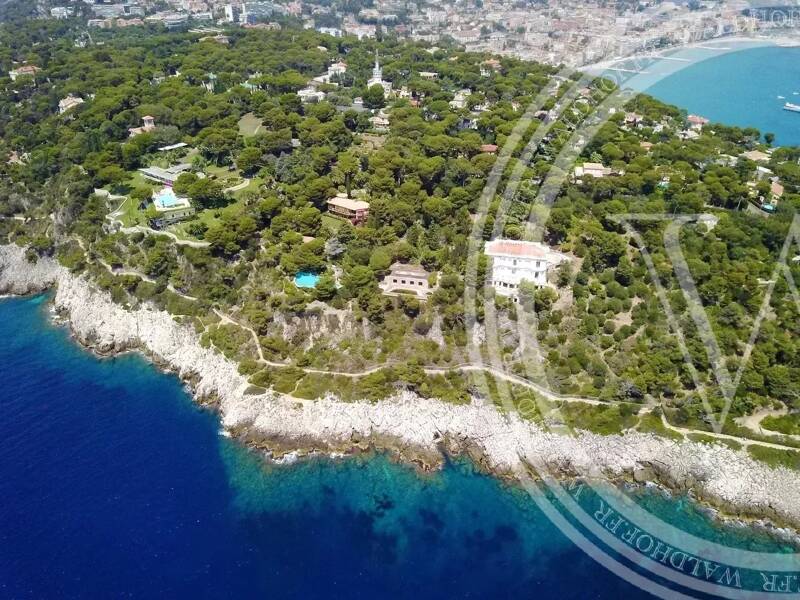 Maison à vendre, 375m², ROQUEBRUNE CAP MARTIN