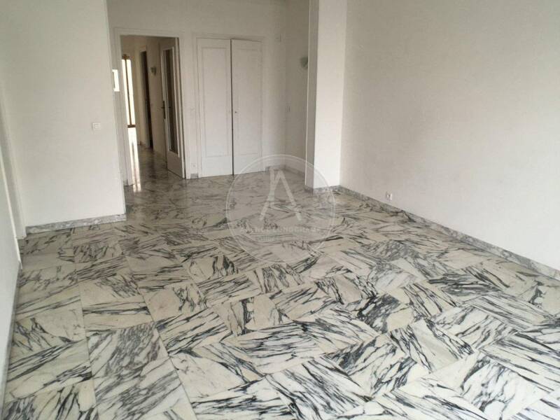 Maison à louer, 72m², NICE