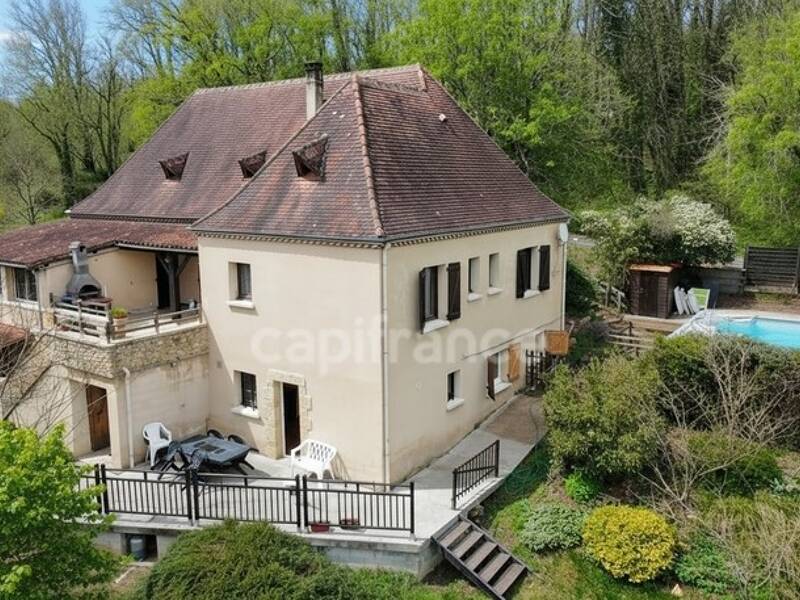 Maison à vendre, 222m², LE BUISSON DE CADOUIN