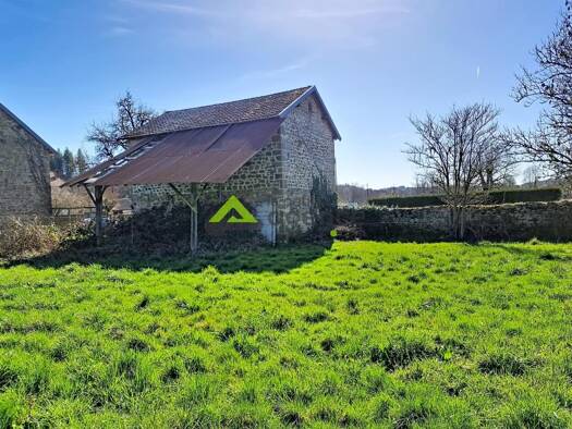 Ferme à vendre 15 500 € 1 pièce 1 chambre 50 m² 1 000 m² de terrain Pontarion 23250