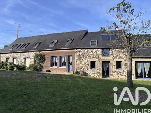 Maison à vendre 264 000 € 8 pièces 5 chambres 227 m² 1 918 m² de terrain Vautorte 53500
