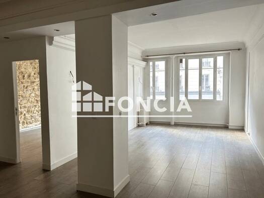 Appartement à louer 2 902 € 4 pièces 3 chambres 111,6 m² RDC Chateau d'Eau-Lancry Paris 10ème 75010