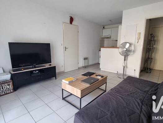 Appartement à vendre 66 000 € 2 pièces 1 chambre 45 m² RDC/1 Castillon-la-Bataille 33350