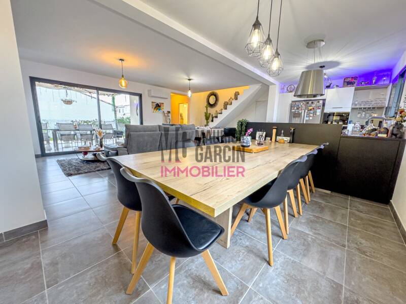 Maison à vendre, 122m², LAUDUN