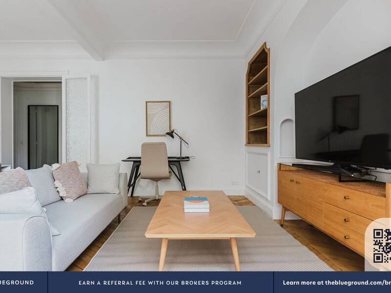 Maison à louer, 80m², PARIS 16E