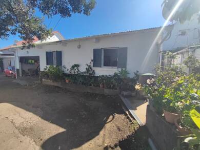 Maison de plain-pied à vendre 152 000 € 4 pièces 4 chambres 103 m² Le Tampon 97430