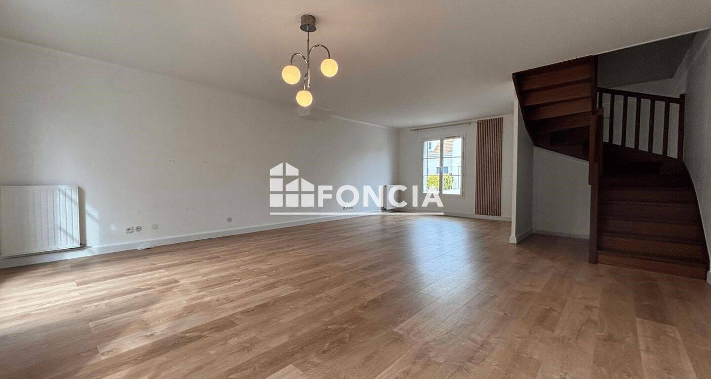 Maison à vendre, 134m², EVRY GREGY SUR YERRE
