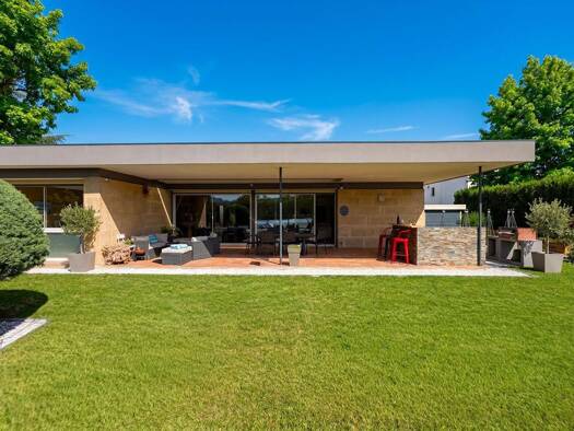 Maison de plain-pied à vendre 599 900 € 4 pièces 5 chambres 175,06 m² 764 m² de terrain La Crau-Jean de Bouc-La Palun Gardanne 13120