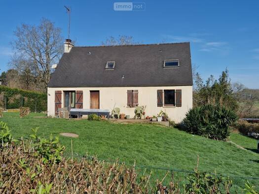 Maison de plain-pied à vendre 167 350 € 6 pièces 5 chambres 125 m² 1 110 m² de terrain Malestroit 56140