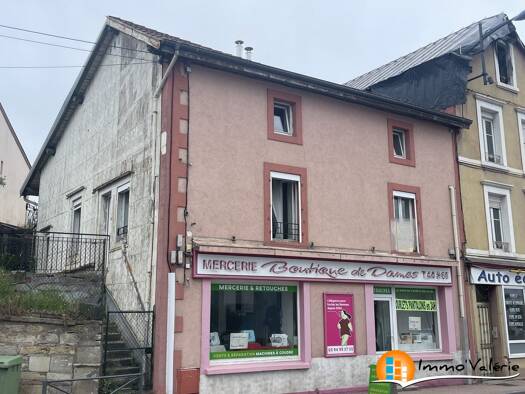 Immeuble à vendre 160 000 € 185 m² Golbey 88190