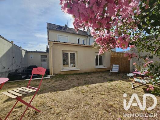 Maison à vendre 240 500 € 5 pièces 4 chambres 118 m² 223 m² de terrain Bollé-Sainte Croix-Mutuelles Le Mans 72000