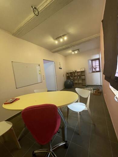 Local commercial à louer 390 € 37 m² de surface de vente Chalamont 01320