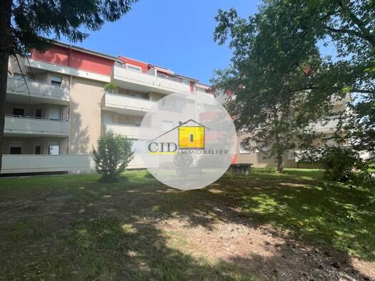 Appartement à vendre 250 000 € 3 pièces 2 chambres 66,6 m² RDC/2 Les Hauts de Saint Bonnet Saint-Bonnet-de-Mure 69720
