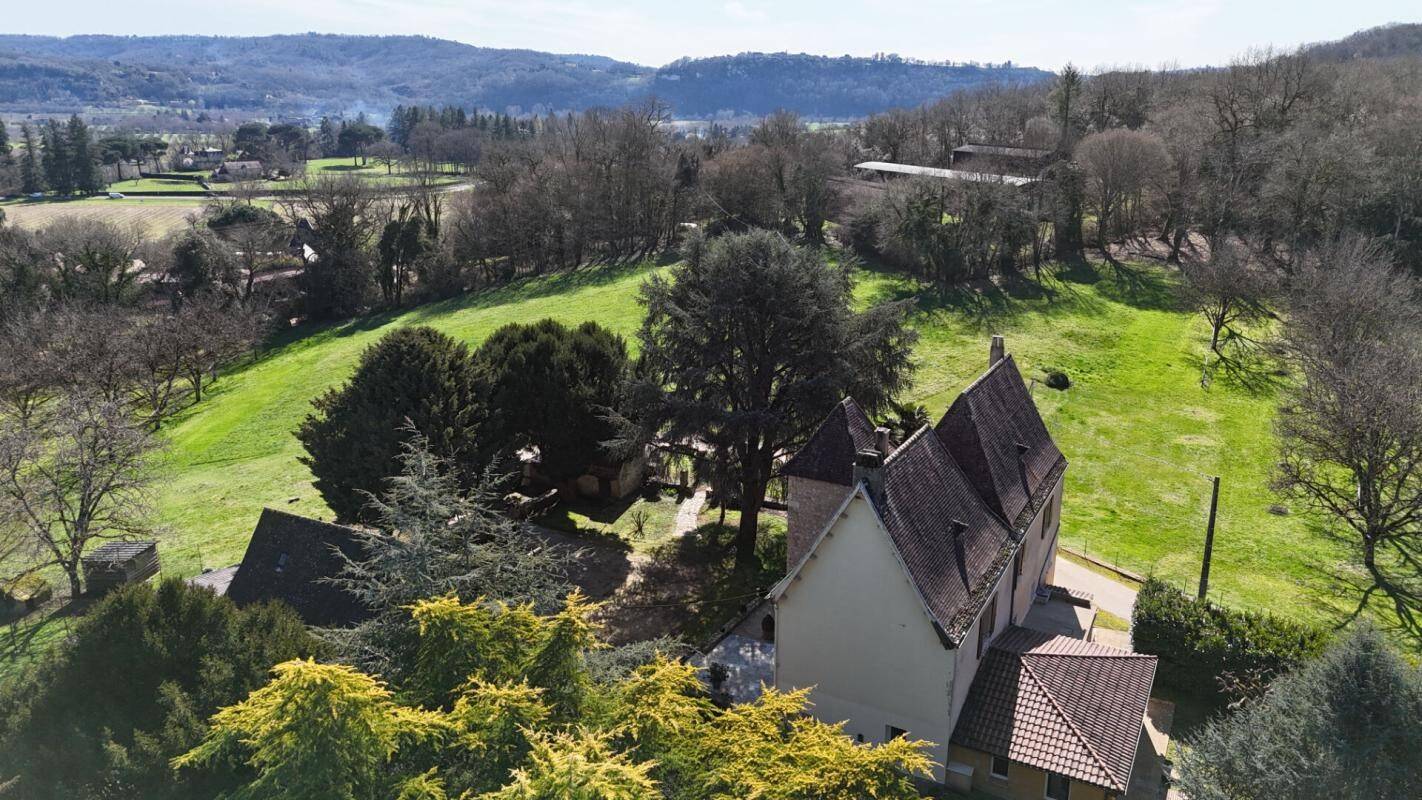 Maison à vendre, 245m², LA ROQUE GAGEAC