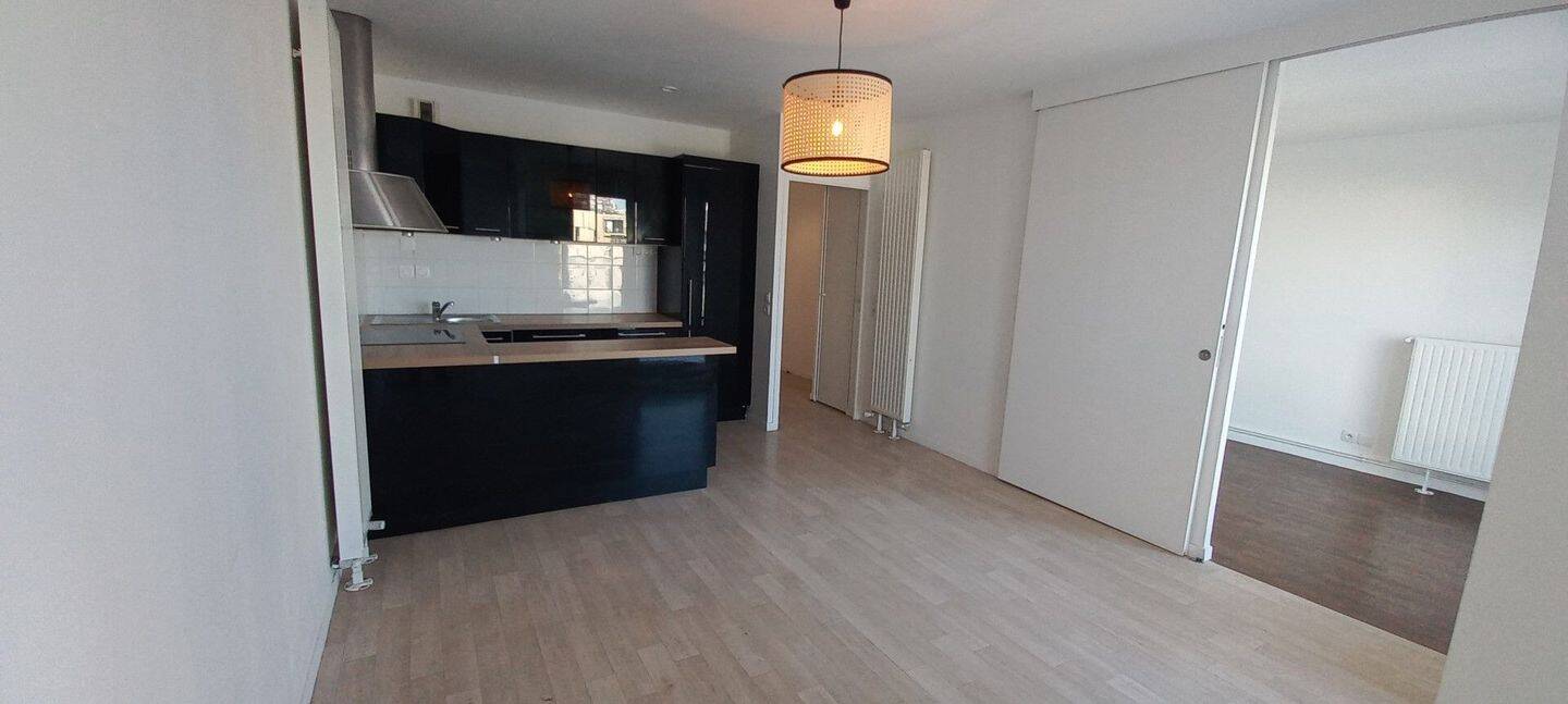 Maison à louer, 42m², NANTERRE