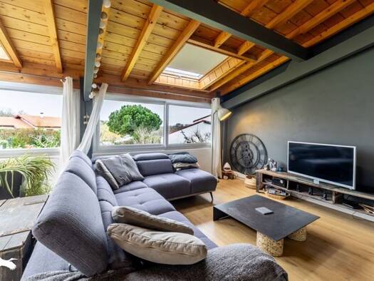 Appartement à vendre 359 040 € 4 pièces 2 chambres 125 m² RDC/1 Lahonce 64990