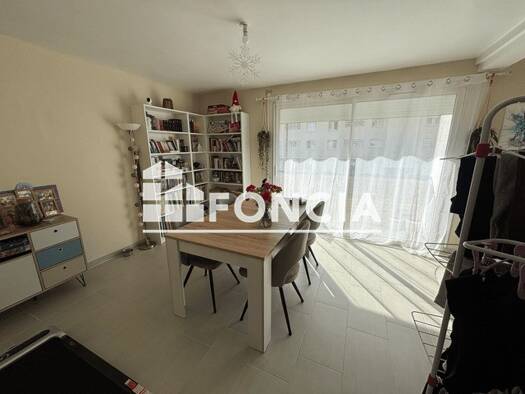 Appartement à vendre 150 900 € 3 pièces 2 chambres 70 m² Étage 1/3 Saint Florent Niort 79000