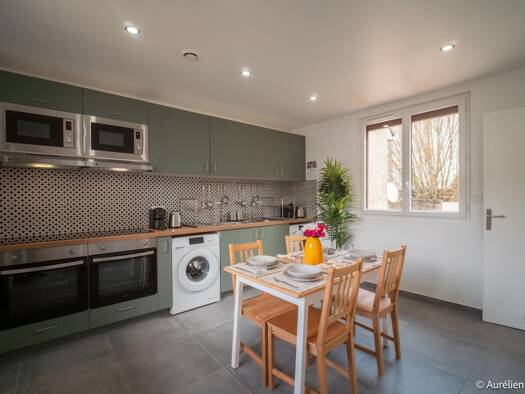 Appartement à louer 660 € 1 pièce 15 m² Saussaie Chevilly-Larue 94550