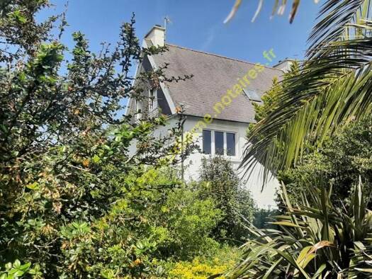 Maison à vendre 198 150 € 7 pièces 4 chambres 150 m² 1 600 m² de terrain Goulien 29770