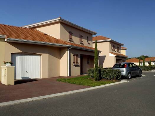 Villa à louer 678 € 3 pièces 2 chambres 71 m² dès le 02/07/2026 Objat 19130