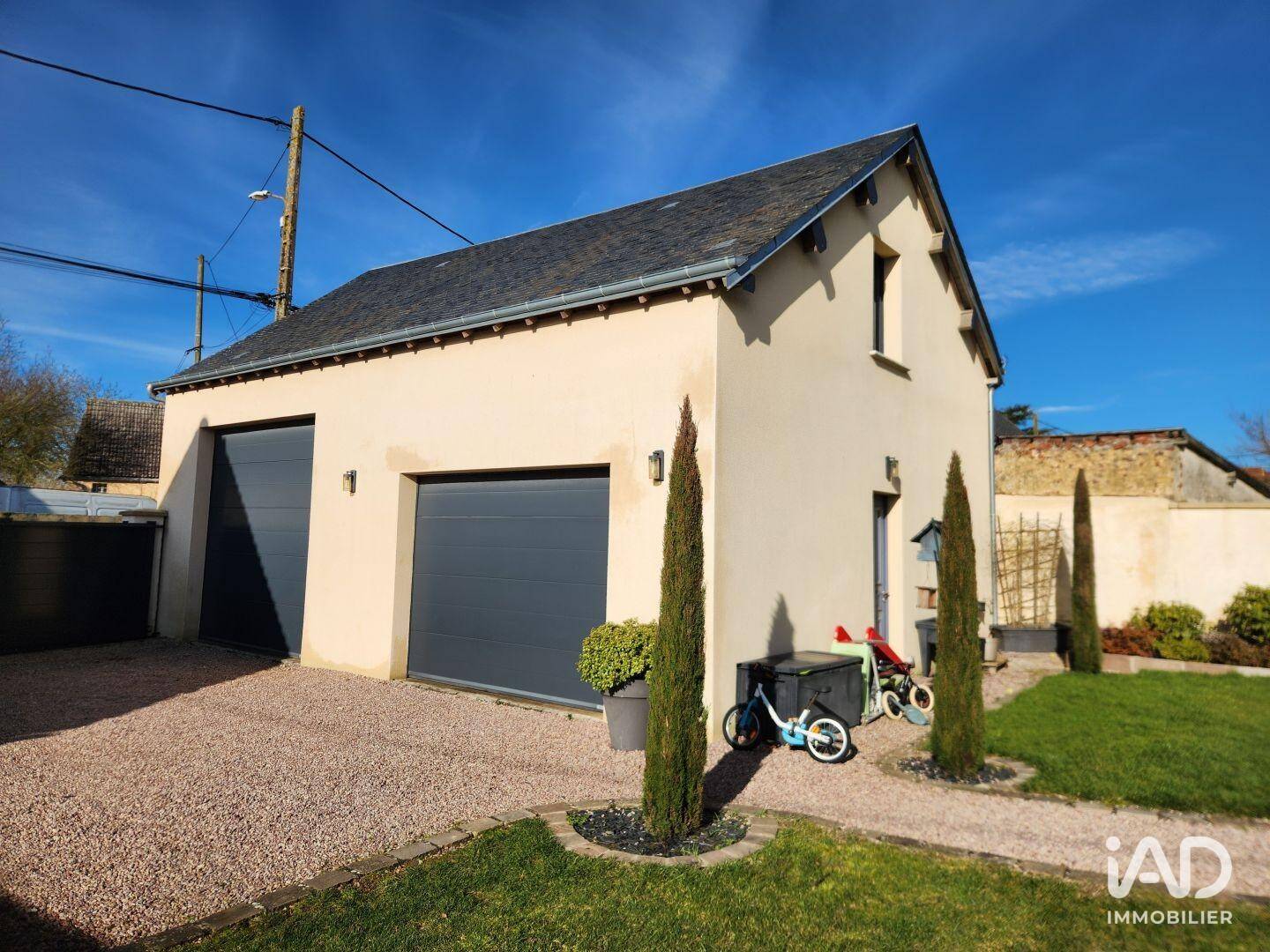 Maison à vendre, 160m², TREMBLAY LES VILLAGES