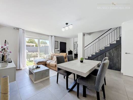 Maison à vendre 385 000 € 3 pièces 2 chambres 79 m² Les Olives Marseille 13ème arrondissement 13013