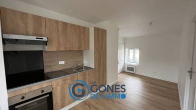 Appartement à louer 700 € 3 pièces 1 chambre 36 m² 2ème étage Soucieu en Jarrest 69510