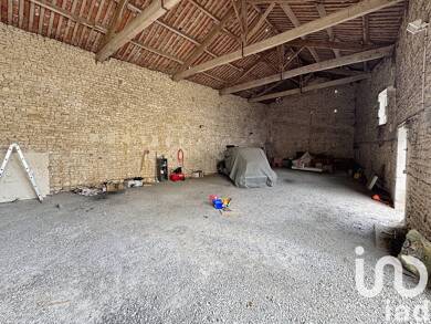 Immeuble à vendre 55 000 € 184 m² Brie 16590