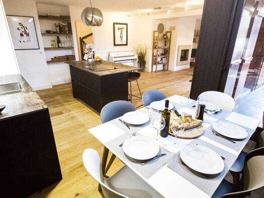 Duplex à vendre 699 000 € 3 pièces 2 chambres 89 m² Étage 2/2 Menthon-Saint-Bernard 74290