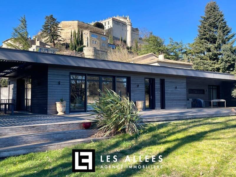 Maison à vendre, 226m², GRIGNAN