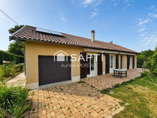 Maison de plain-pied à vendre 229 800 € 4 pièces 3 chambres 97 m² 2 703 m² de terrain Boulazac Isle Manoire 24750