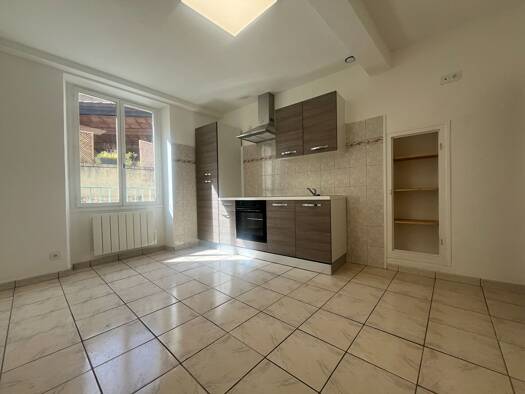 Maison à louer 622 € 3 pièces 2 chambres 61 m² Centre Est Loriol sur Drome 26270