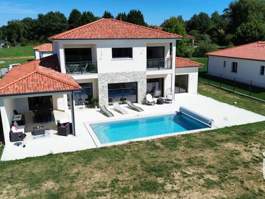 Maison à vendre 580 000 € 8 pièces 5 chambres 237 m² 1 138 m² de terrain Panazol 87350