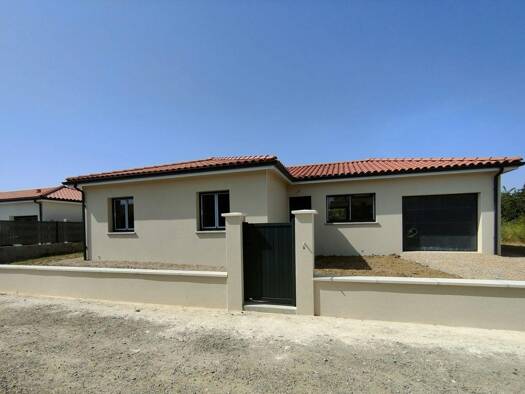 Maison à louer 1 150 € 4 pièces 3 chambres 120 m² 600 m² de terrain Saint-Martory 31360