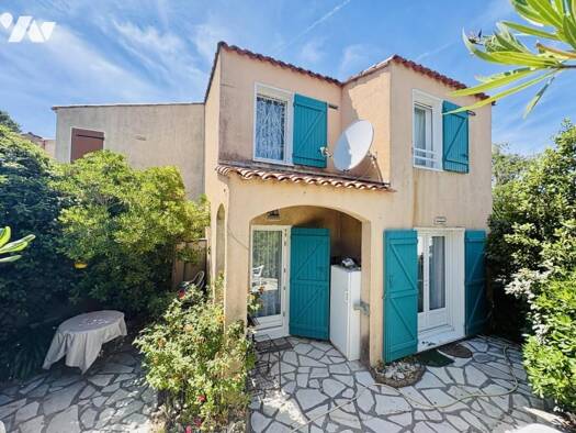 Maison à vendre 472 500 € 5 pièces 4 chambres 100 m² 50 m² de terrain Hyères 83400