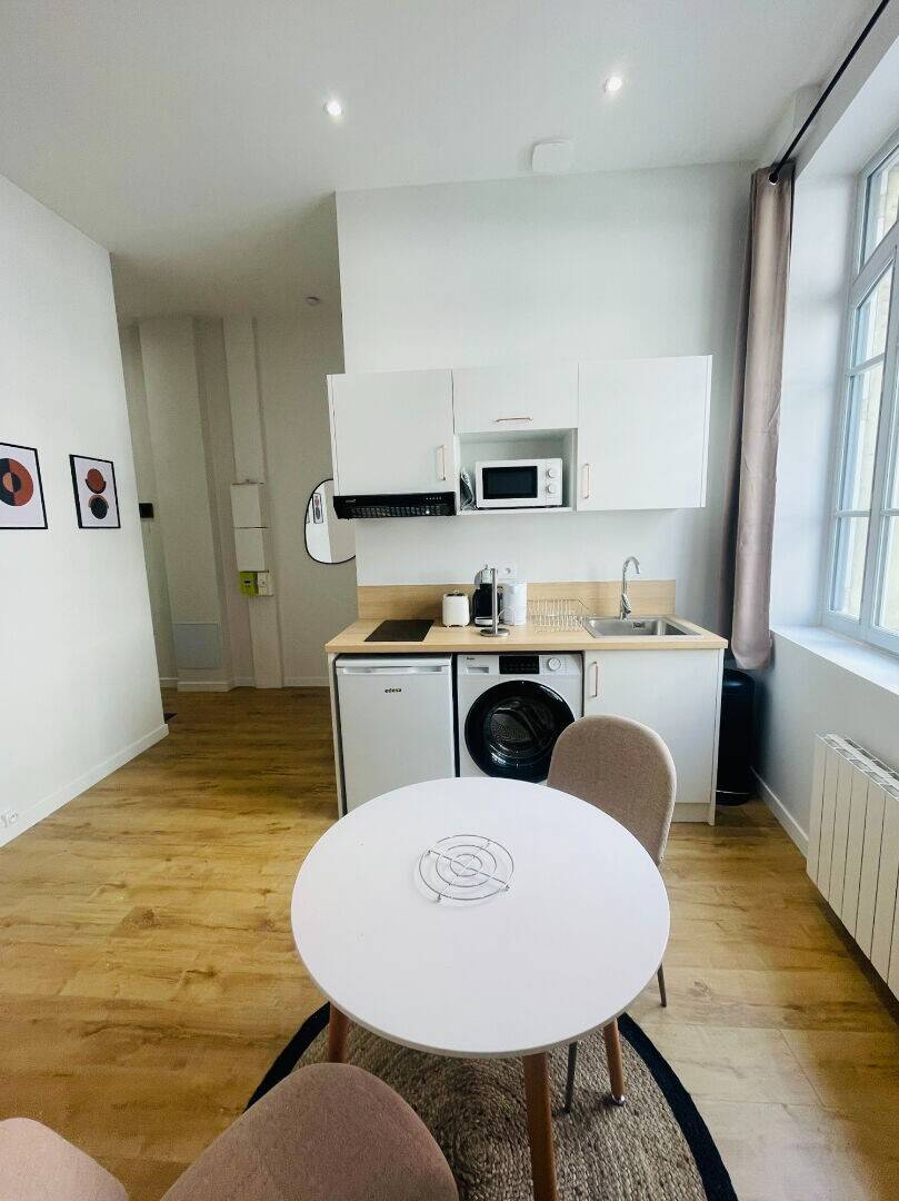 Maison à louer, 24m², VILLEFRANCHE SUR SAONE