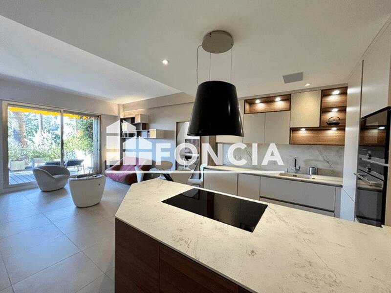 Maison à louer, 77m², NICE