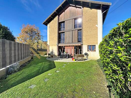 Maison à vendre 535 000 € 9 pièces 6 chambres 225 m² 497 m² de terrain Voiron 38500