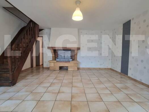 Maison à vendre 104 500 € 4 pièces 3 chambres 93 m² 142 m² de terrain Francheval 08140