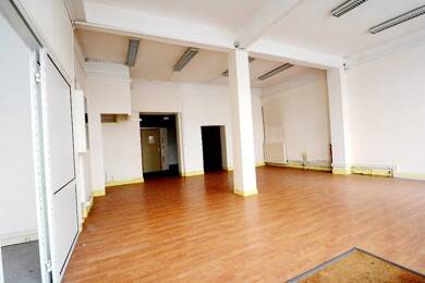 Local commercial à louer 700 € 153 m² de surface de vente Faidherbe Cambrai 59400