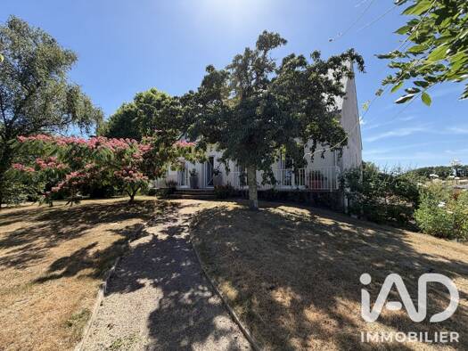 Maison à vendre 398 000 € 7 pièces 5 chambres 201 m² 3 070 m² de terrain Crossac 44160