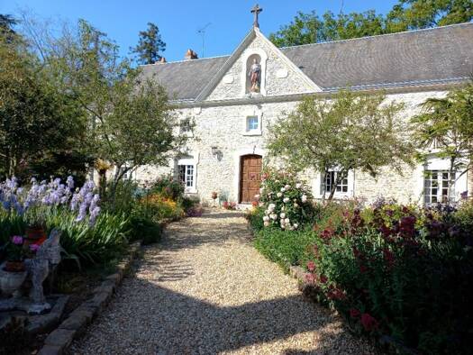 Maison à vendre 488 800 € 8 pièces 6 chambres 328 m² 1 174 m² de terrain Fresnay-sur-Sarthe 72130