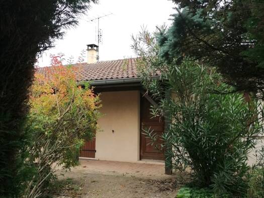 Maison de plain-pied à louer 1 355 € 6 pièces 3 chambres 118 m² disponible dès maintenant Quincieux 69650