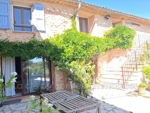 Maison à vendre 395 000 € 7 pièces 5 chambres 226 m² 375 m² de terrain Quinson 04500