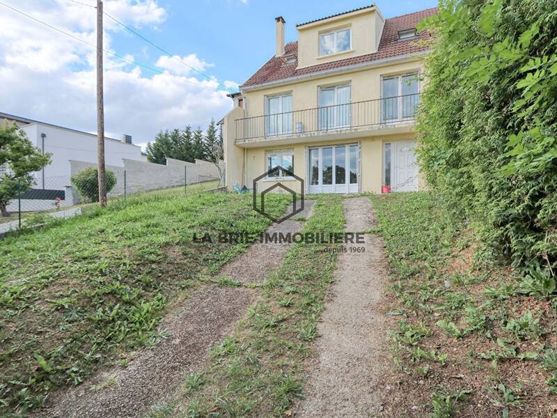 Maison à vendre, 206m², MANDRES LES ROSES