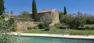 Maison à vendre 630 000 € 12 pièces 5 chambres 250 m² 1 650 m² de terrain Grillon 84600