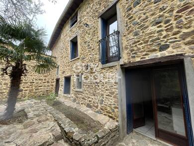 Maison à louer 1 540 € 6 pièces 4 chambres 141 m² 40 m² de terrain Chabaniere 69440