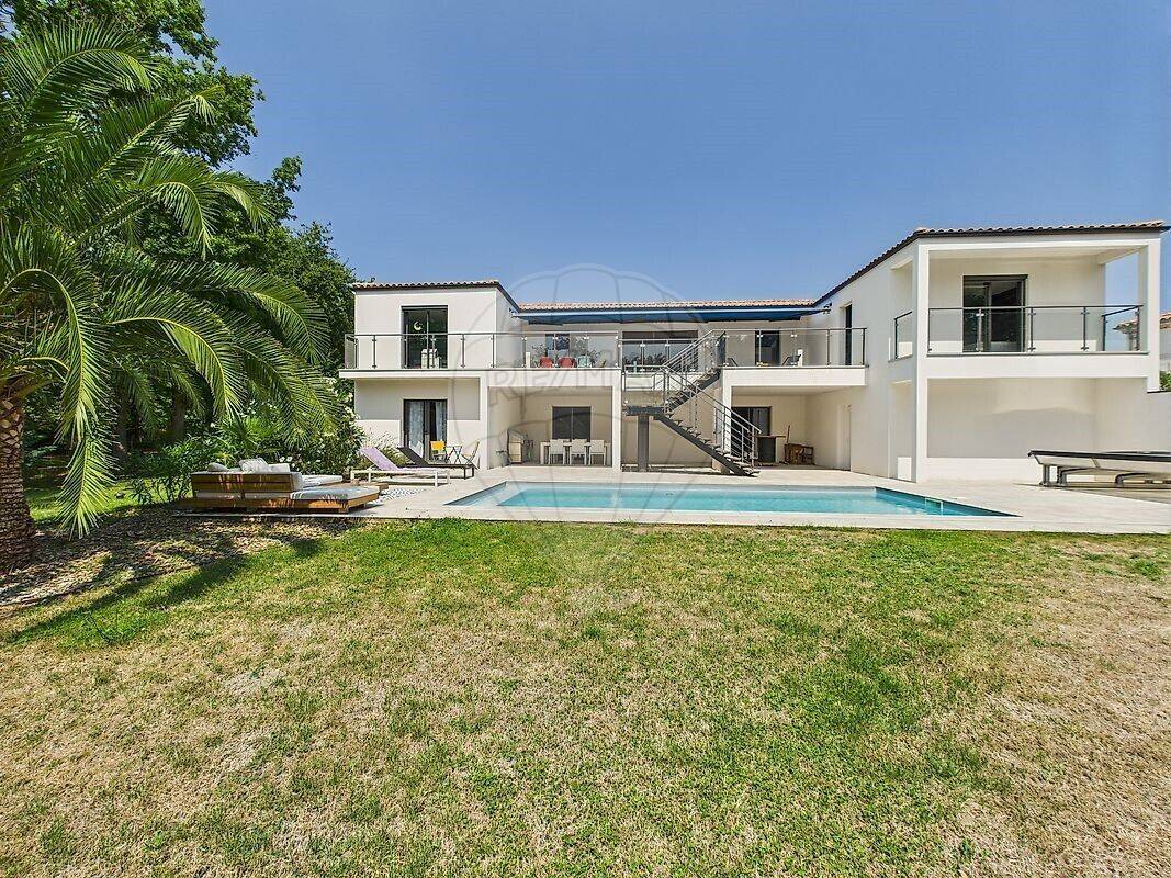 Maison à vendre, 245m², LES MATHES