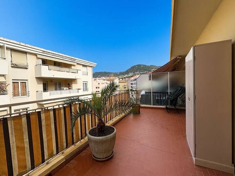 Maison à louer, 86m², NICE